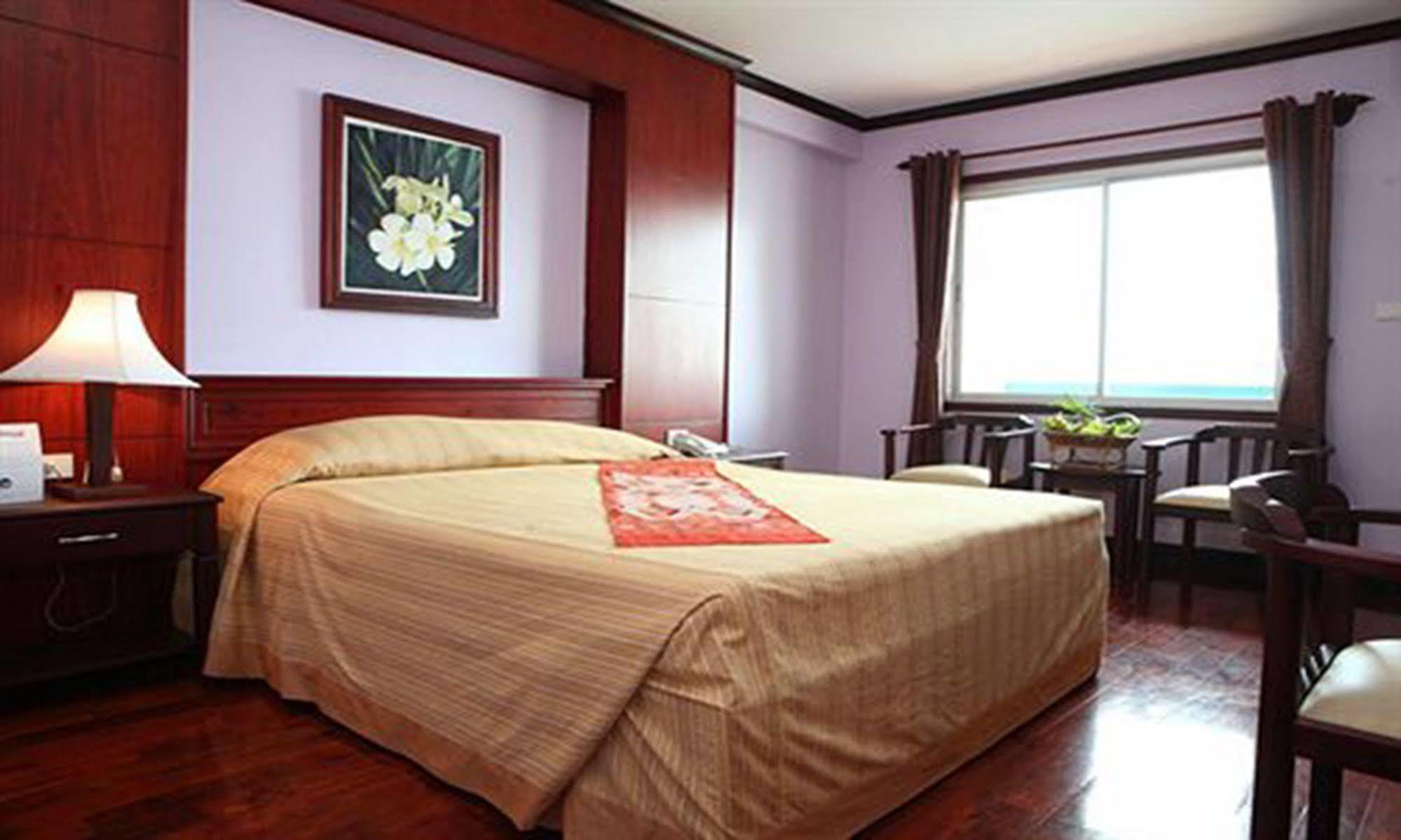 Vansana Riverside Hotel Vientiane Extérieur photo